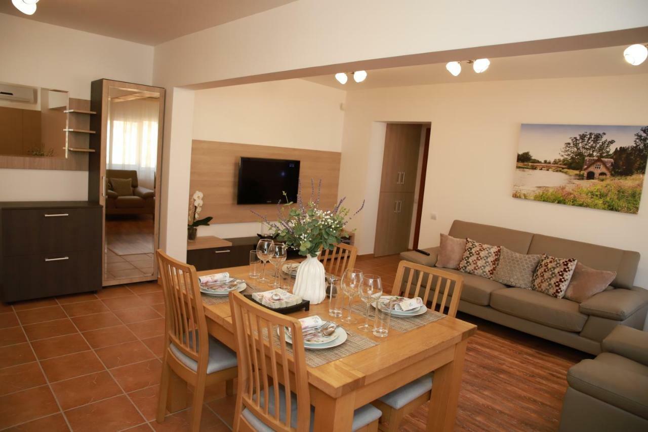 Cozy Apartment In בראשוב מראה חיצוני תמונה